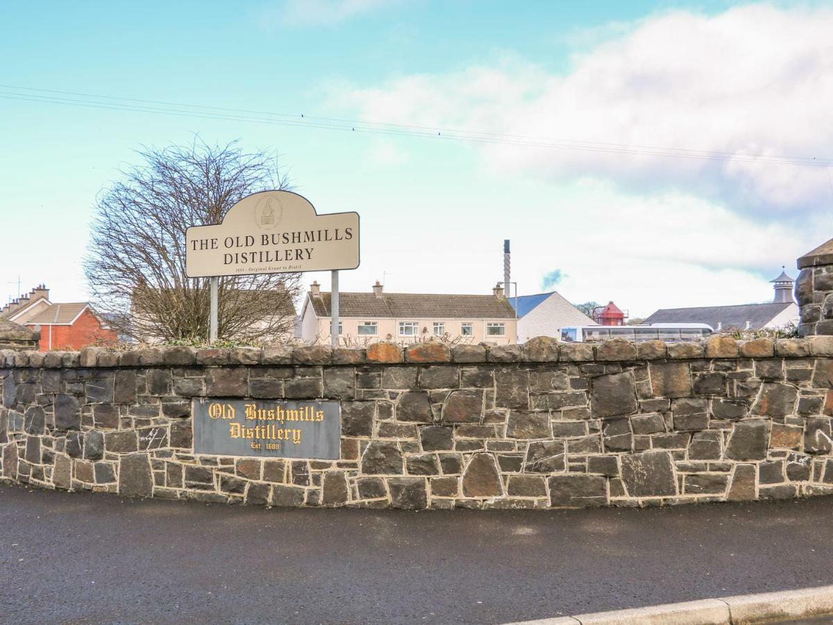 Alken Cabin Bushmills Bagian luar foto